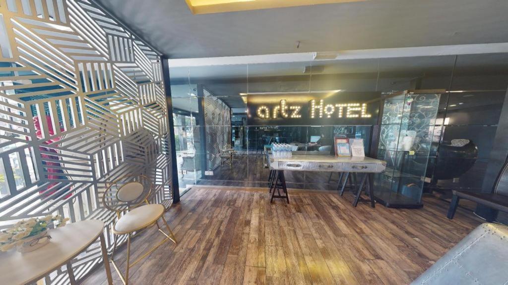 Artz Hotel Johor Bahru Exterior foto